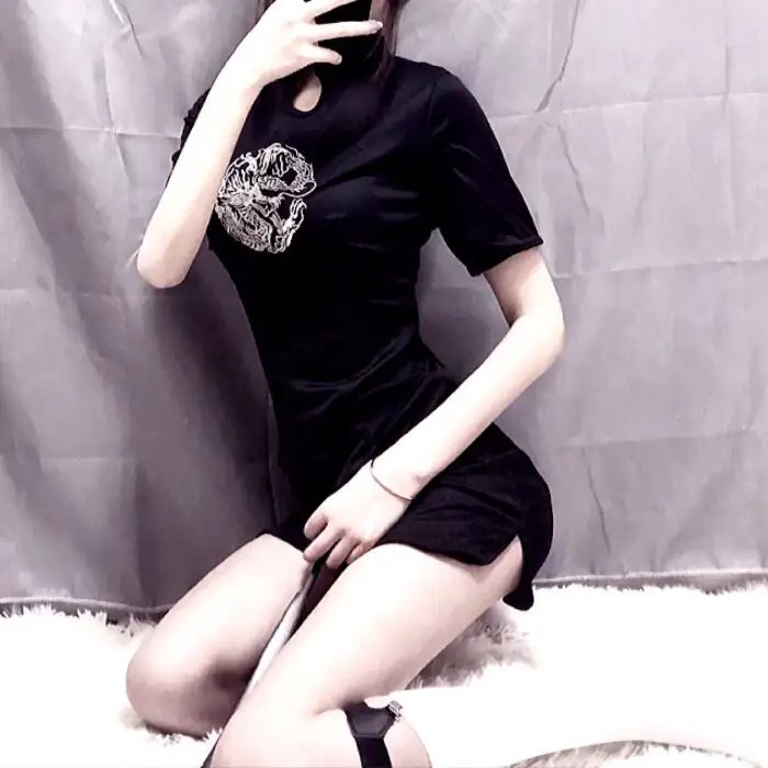 女人是英雄