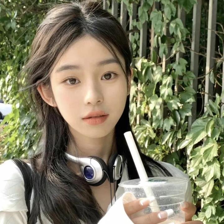 来自火星的恶魔女孩